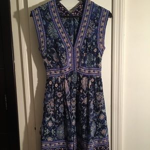 Printed silk v-neck dress